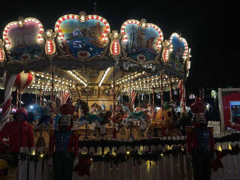 West Side Christmas Market, târgul de Crăciun din Drumul Taberei. Foto: Lavinia Niță / PressOne