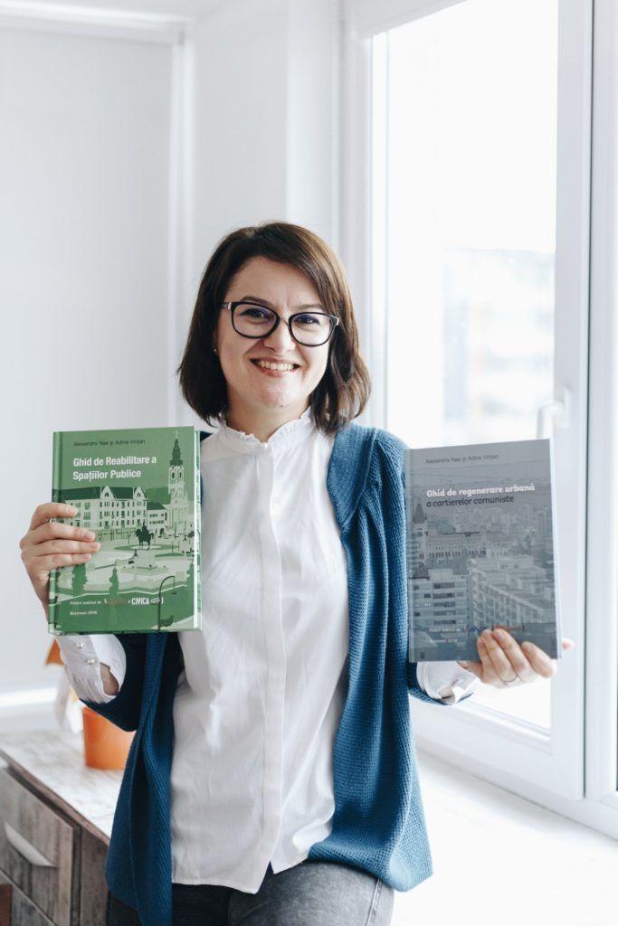 Alexandrina Dinga și ghidurile urbane <a target="_blank" href="https://www.orasepentruoameni.ro" target="_blank" rel="noreferrer noopener">www.orasepentruoameni.ro</a>. Foto Alexandrina Dina
