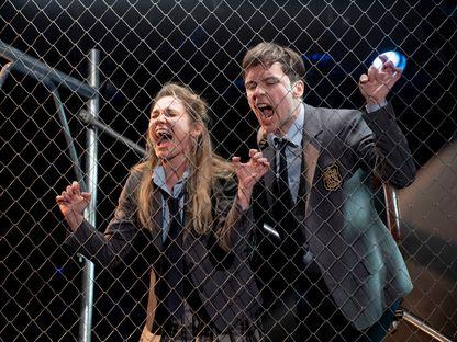 „Punk Rock” sau cum a devenit un spectacol de teatru un semnal de alarmă pentru bullying. Ce poți face dacă ești victima unei agresiuni la școală? Ce poate face un părinte al cărui copil e agresat?