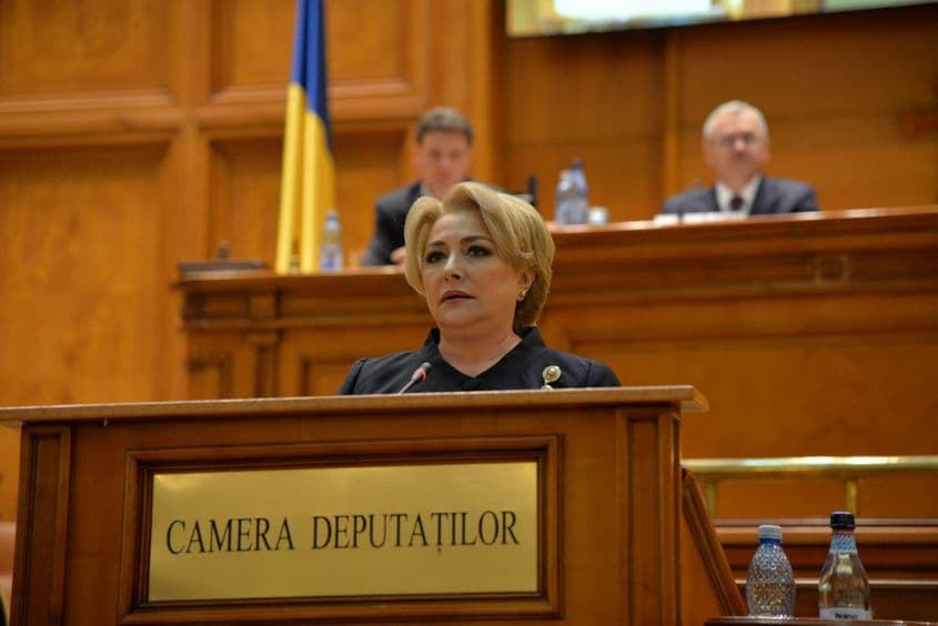 Viorica Dăncilă în Parlament. Foto: Lucian Muntean