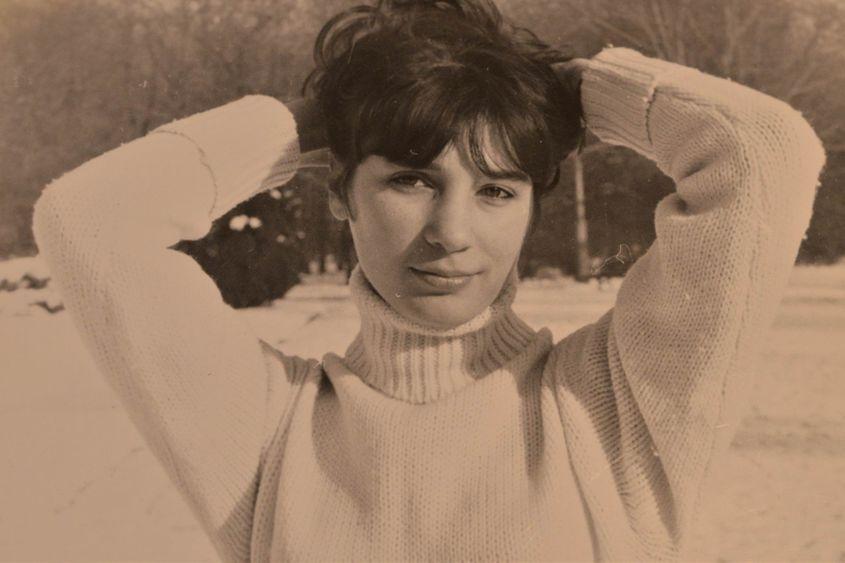 Maria Băcescu (viitoare Panaitopol), în 1971.