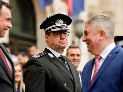 Mușamalizarea operațiunii de kompromat. Probă fabricată la două ore după o discuție cu ministrul de Interne Lucian Bode