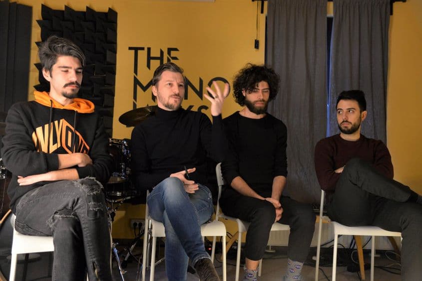 De la stânga la dreapta - Cristian Chiru (bas), Doru Trăscău (solist și fondator), John Ciurea (tobe), Andrei Zamfir (chitară). Foto: Lucian Muntean