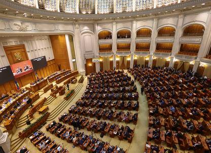 „Așa începe.” Cum vor politicienii AUR și PSD să folosească principiul transparenței pentru a intimida societatea civilă