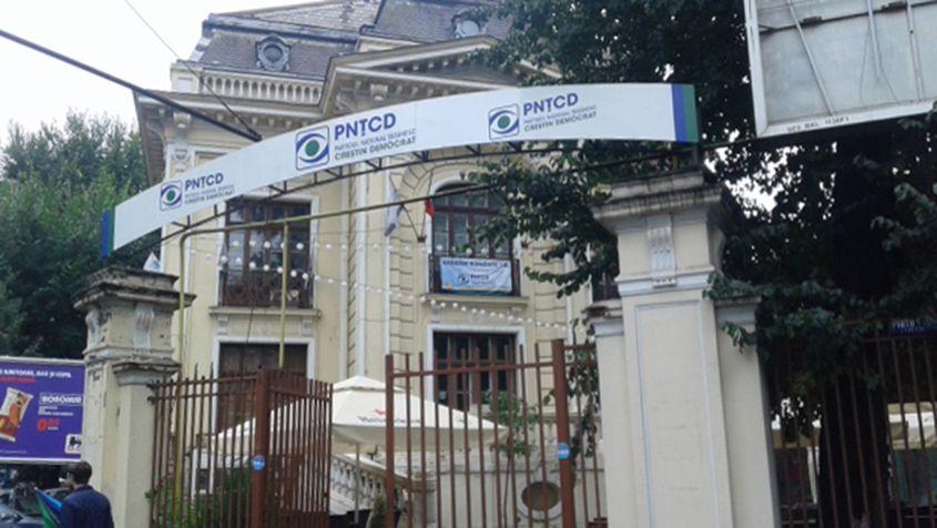 Sediul PNȚCD, partid de care senatorul Mihăilă s-a despărțit.