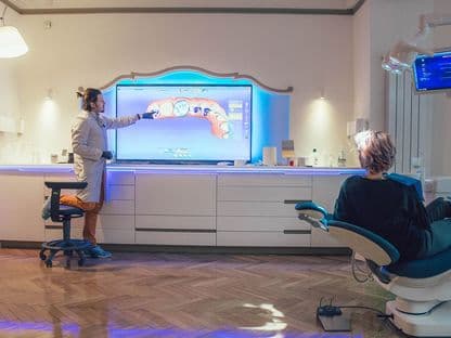 Dr. Cătălin Dimir: "Avem de-a face cu generații întregi de pacienți traumatizați. Stomatologia digitală schimbă complet perspectiva"