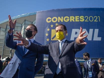 O retrospectivă a anului 2021 în 12 pași