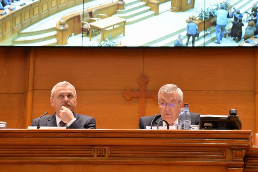 Liviu Dragnea și Călin Popescu Tăriceanu, la investirea Cabinetului Dăncilă. Foto: Lucian Muntean