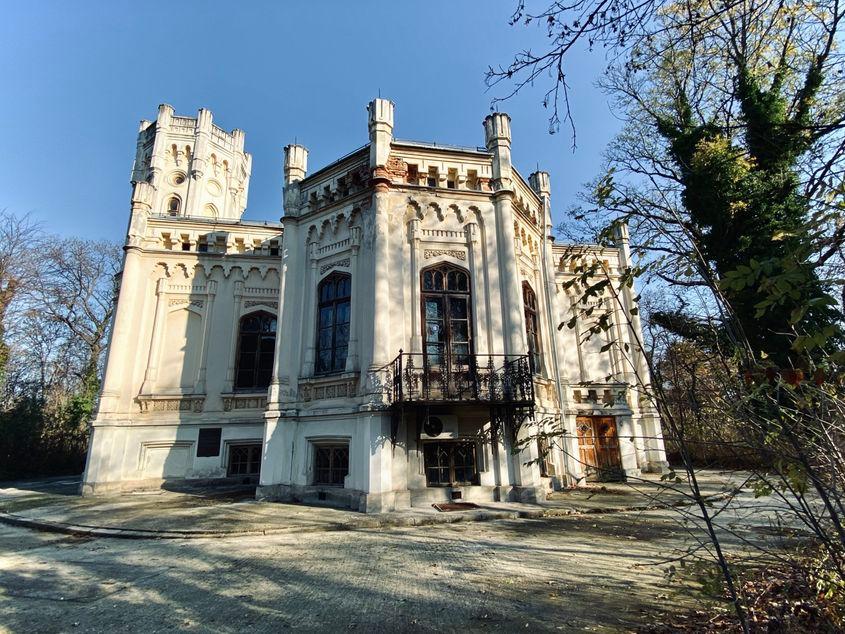 Casa juristului Constantin Bosianu de la marginea Parcului Carol l-a găzduit, înaintea semnării pactului Unirii Principatelor Române, pe Alexandru Ioan Cuza. Foto: Maria Tufan