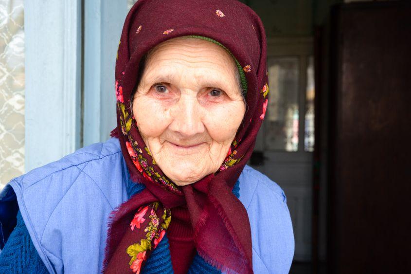 Georgeta Bajureanu parcă întinerește când vorbește despre vărul ei primar, Sfântul Ioan Iacob Hozevitul.