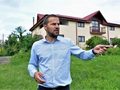 Părintele copiilor sărmani și veseli