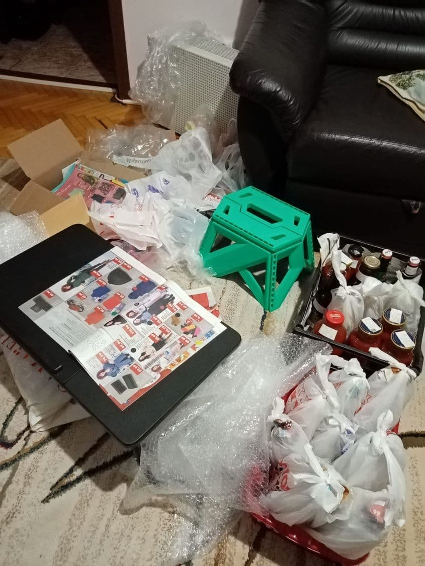 Asamblarea pachetului doamnei Vasilica