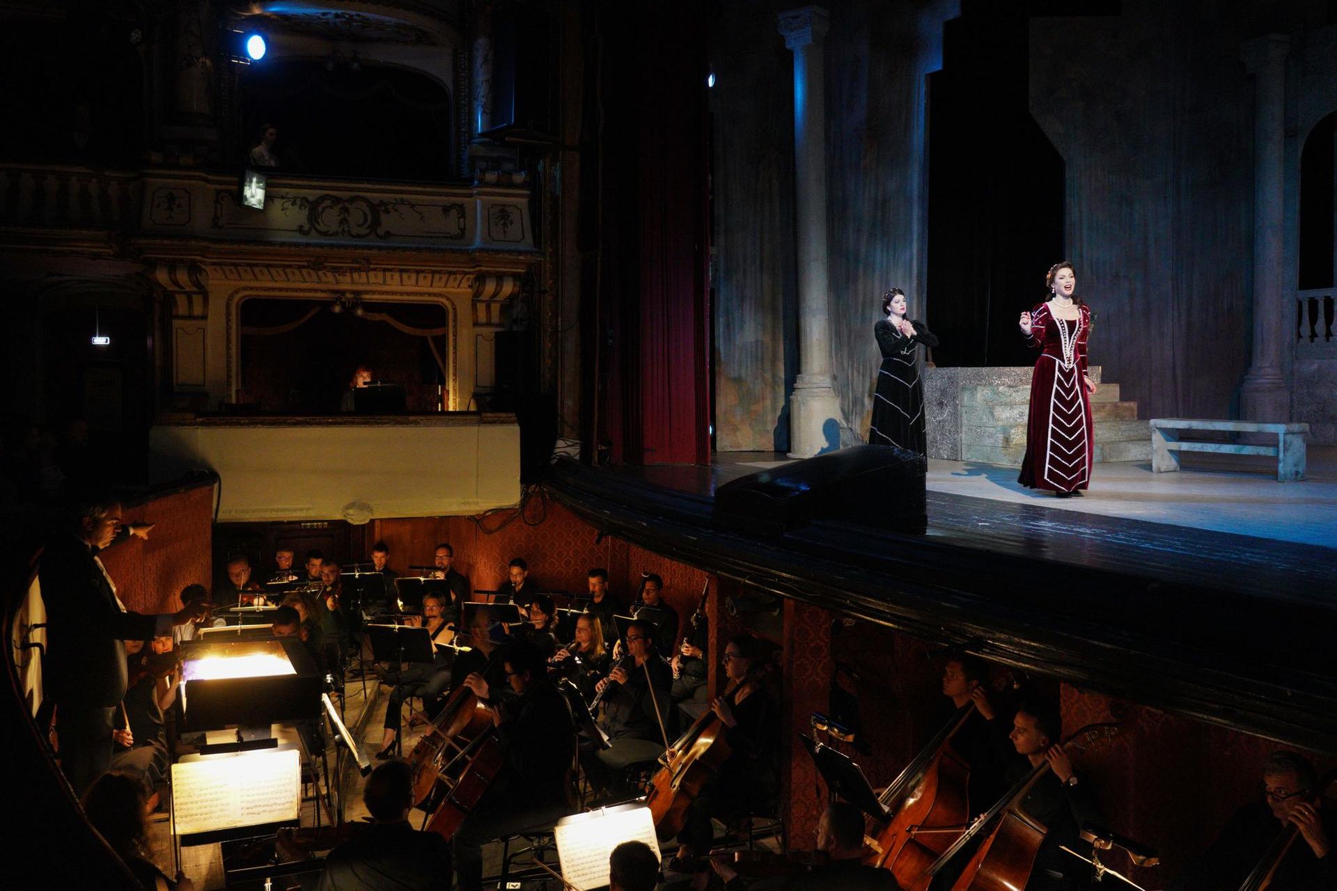 Anna Bondarenko în „Trubadurul”, la Opera Națională din Cluj, Foto: Raul Ștef