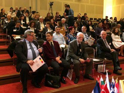 Masonii din Balcani, între ruşi şi-americani