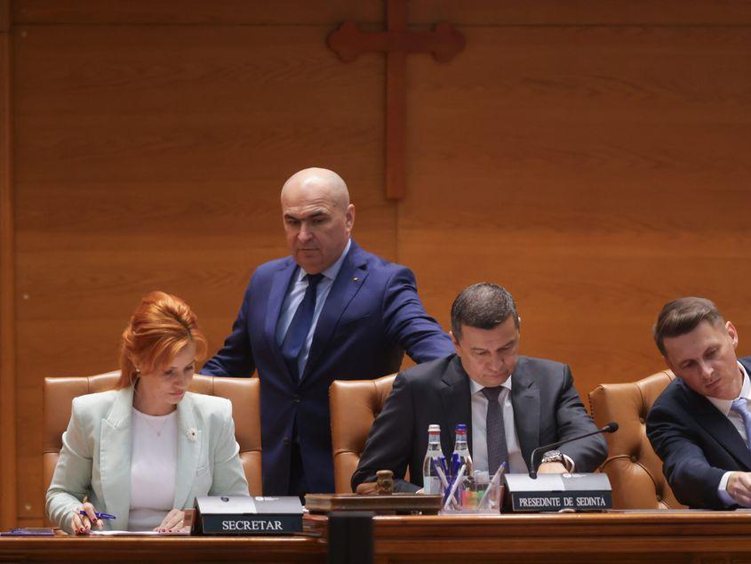 Sorin Grindeanu și Ilie Bolojan în plenul Parlamentului Foto: Inquam Photos / George Călin