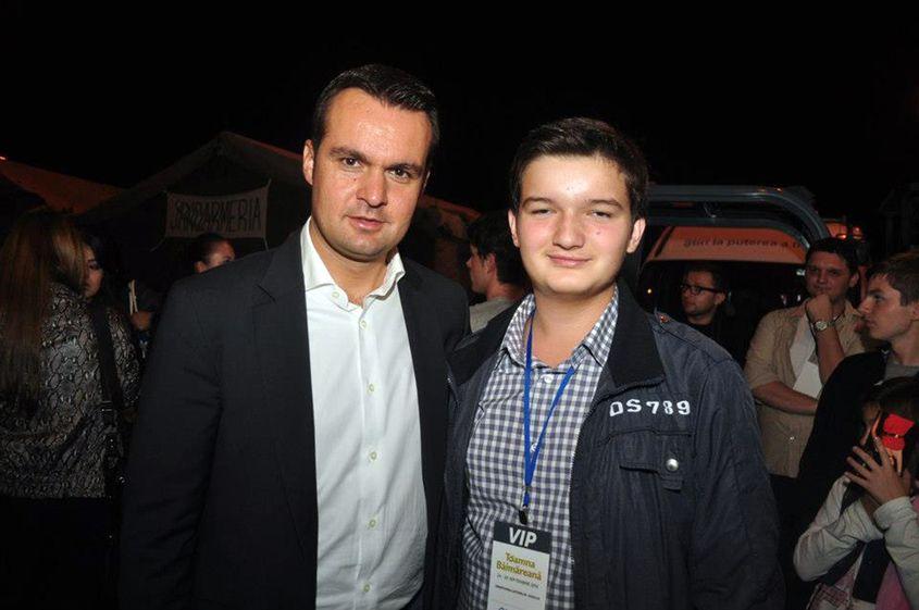 Cherecheș cu Șerban Rusu, imagine postată de elev pe contul său de Facebook.