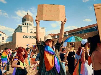 Pride cu amenzi, familii fără acte. Unde a ajuns România cu drepturile LGBT
