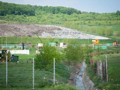 Să defrișezi o pădure ca să faci loc gunoiului. Epilogul unui proiect ecologic