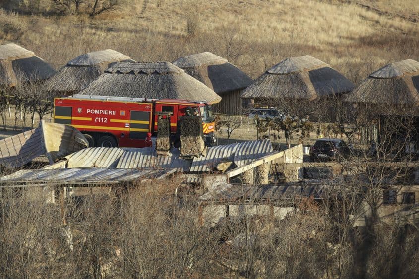 Urmări ale incendiului de la „Ferma Dacilor”, Tohani, jud. Prahova, 27 decembrie 2023. FOTO: Inquam Photos / Bogdan Buda