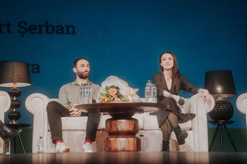 Pavlo Matiușa pe scena de la FILIT. Foto: FILIT