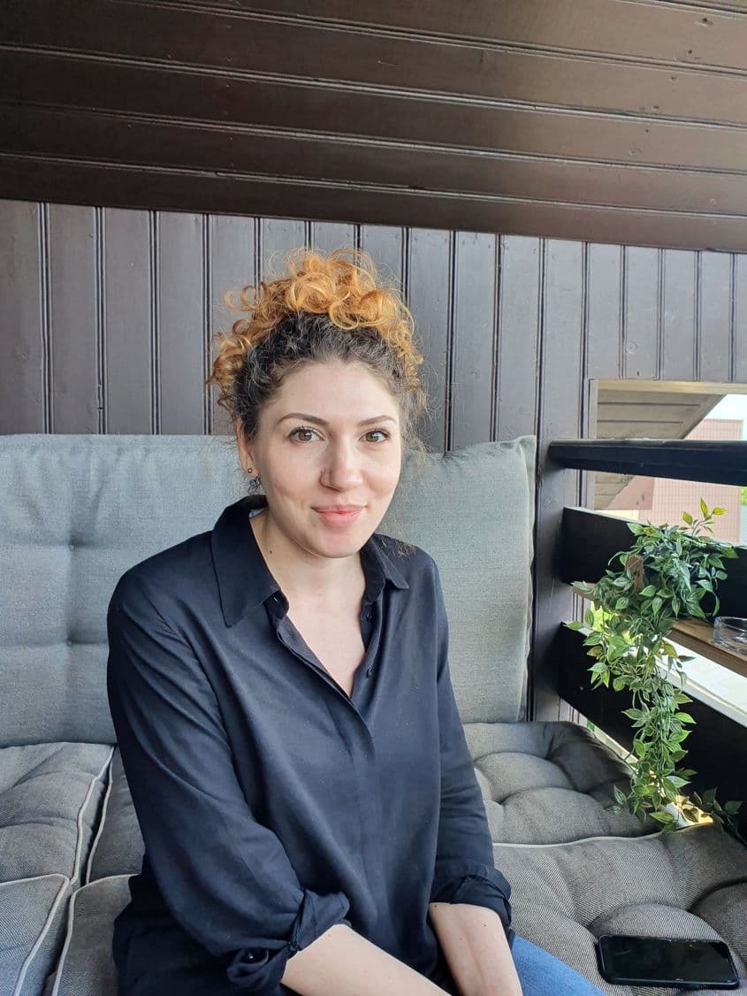 Sorina Miron, Communication Specialist la ThinkOut și Ukrainians in Iași, spune că s-au concentrat mai mult pe joburile blue collar, pentru a ajuta oamenii care au mai puține oportunități decât cei din IT