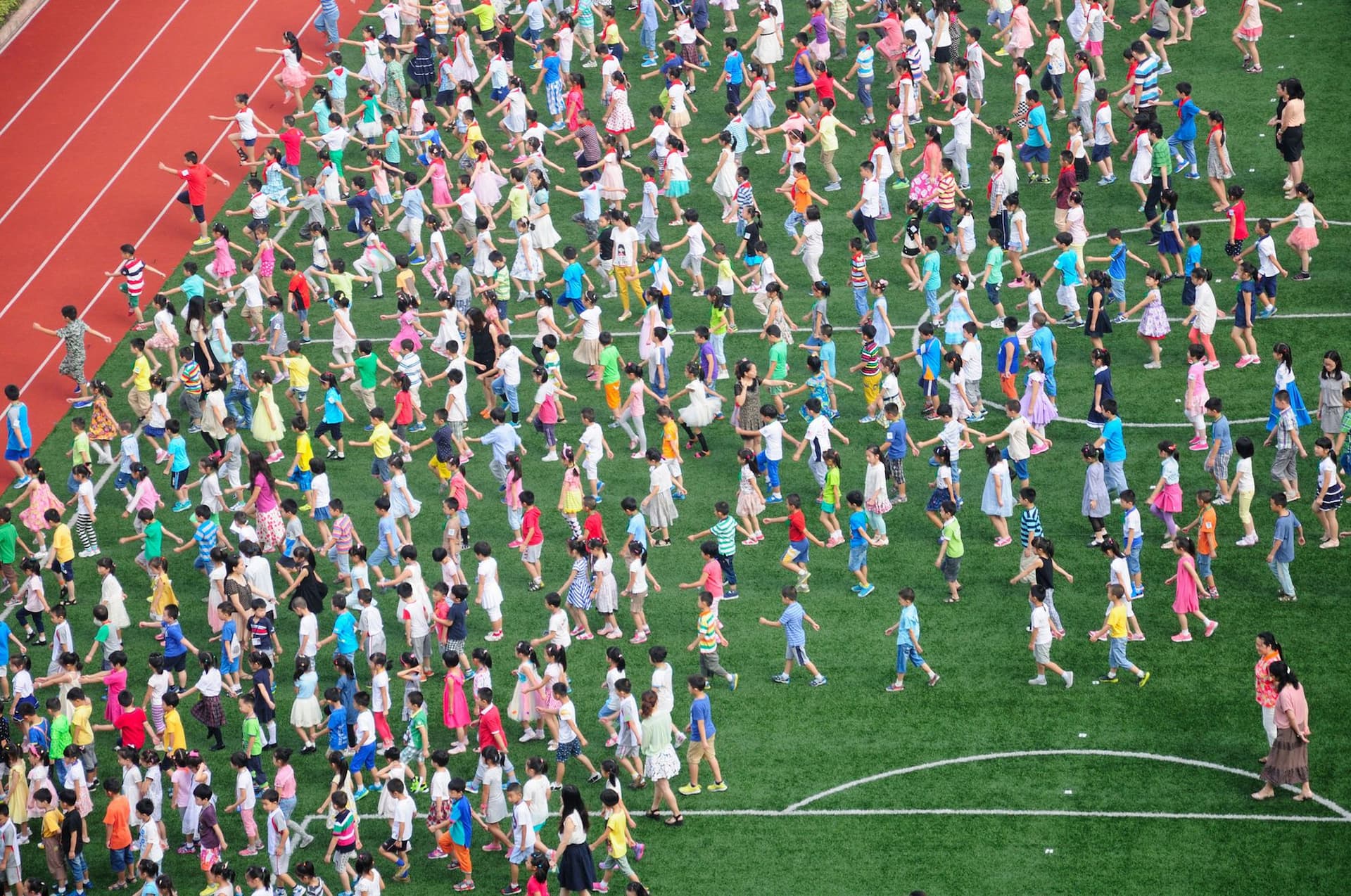 Evitarea suprapopulării prin măsuri dirijate a adus cu ea alte probleme demografice. Noile generații ale Chinei vor trebui să susțină un număr disproporționat de bătrâni. Foto: Tempestz | Dreamstime.com