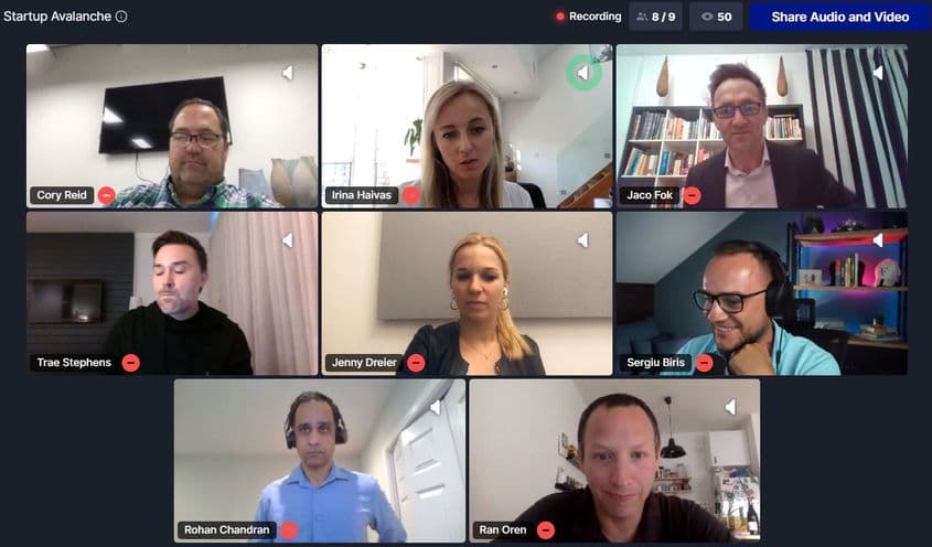 Panelurile de vorbitori sunt diverse, cu oameni de top din industria IT