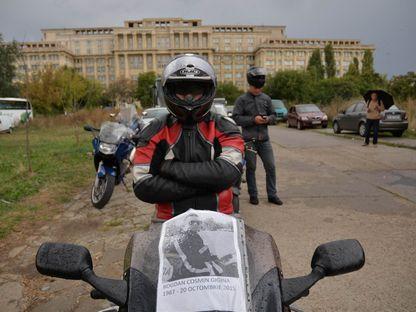 Bucureşti - Cluj: "Suntem aici, în primul rând, să o susţinem pe mama lui Bogdan"