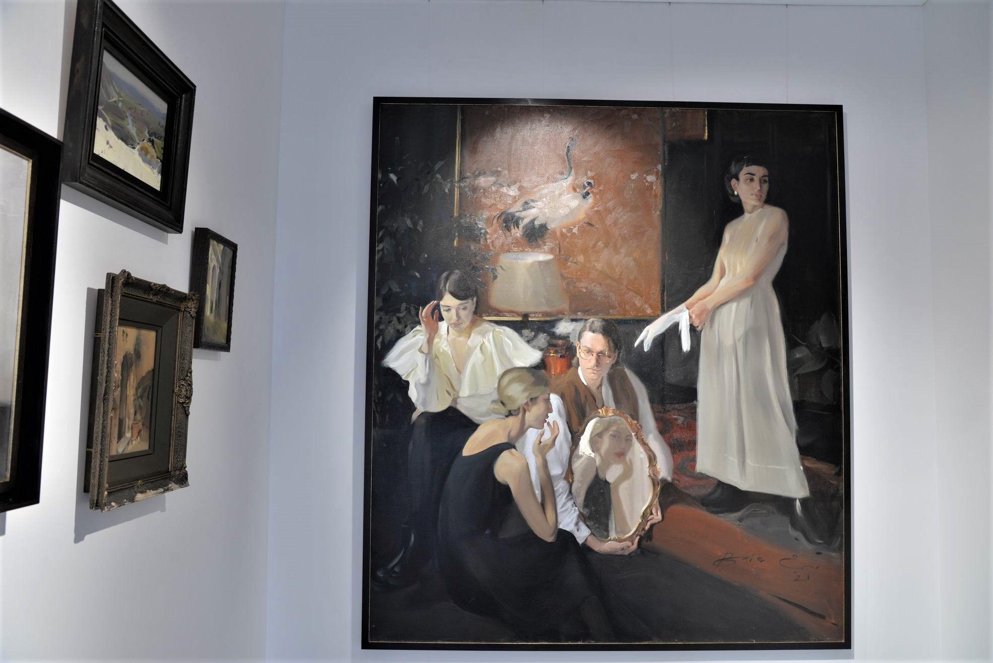Picturile Elenei Bria în expoziția din galeria Arbor din București, iunie 2021. Foto Lucian Muntean
