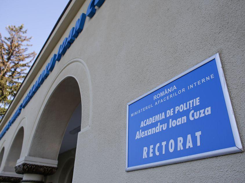 Academia de Poliție, o bombă care stă să explodeze: trei sferturi dintre tezele de doctorat verificate din perioada 2011-2016 sunt suspecte de plagiat. FOTO: Octav Ganea / Inquam Photos