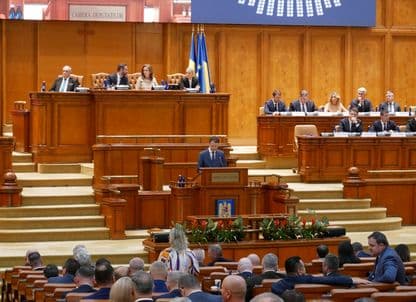 Am petrecut o zi în Parlament ca să văd cum nu trece un guvern. În rest, lumea își vede de treabă