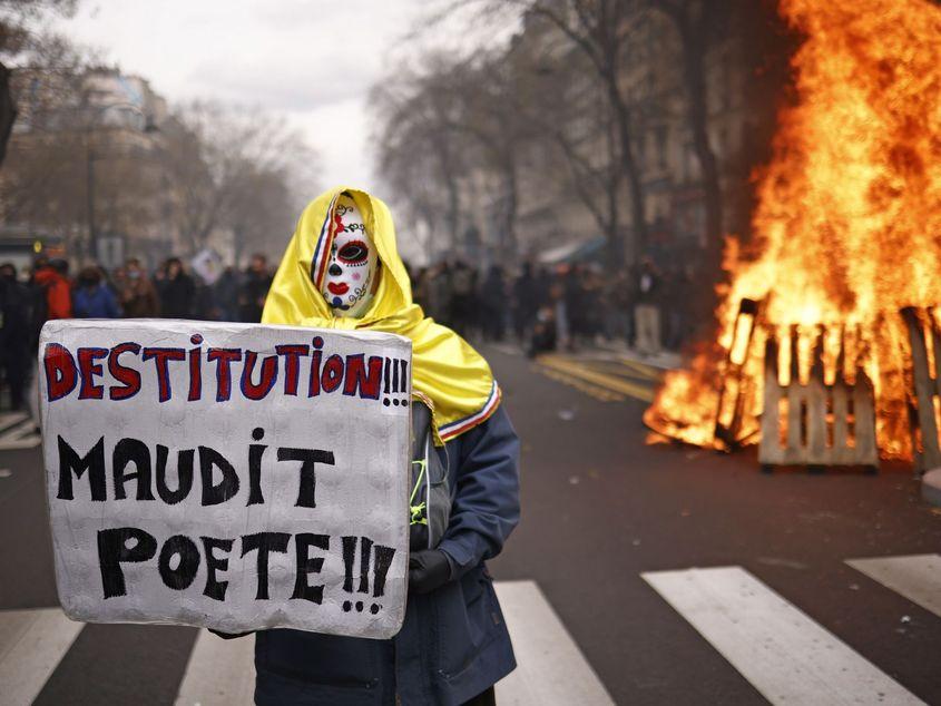Foto: EPA/YOAN VALAT