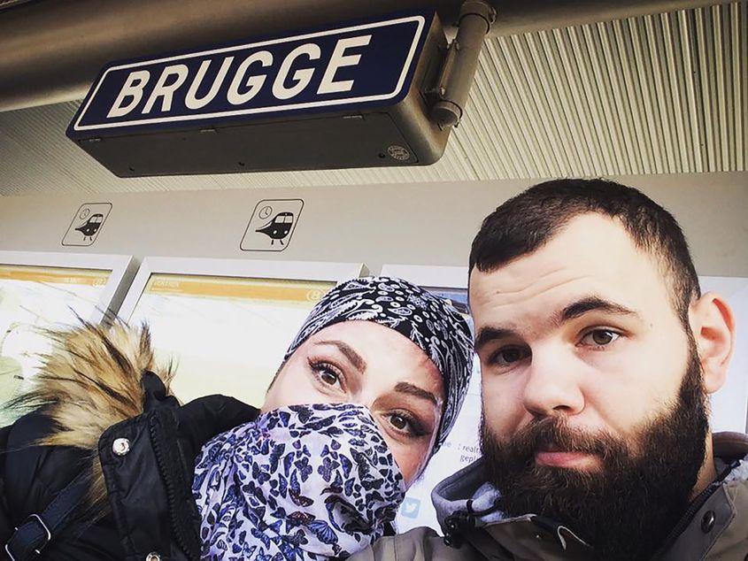 Înainte de ziua ei, Adina a fost vizitată în Belgia de Alin Pândaru, supraviețuitor și el al tragediei din Colectiv. Foto: Pagina de Facebook a Adinei Apostol