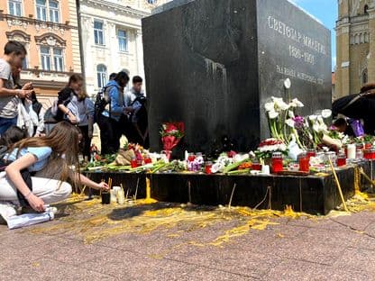 Atacurile armate din Serbia: abordarea lipsită de etică a unor tragedii fără precedent de către presă și politicieni. Corespondență din Belgrad