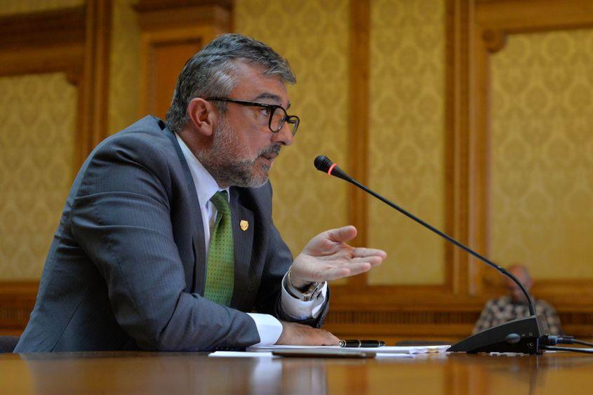 Lucian Romașcanu, la audierile din comisie.