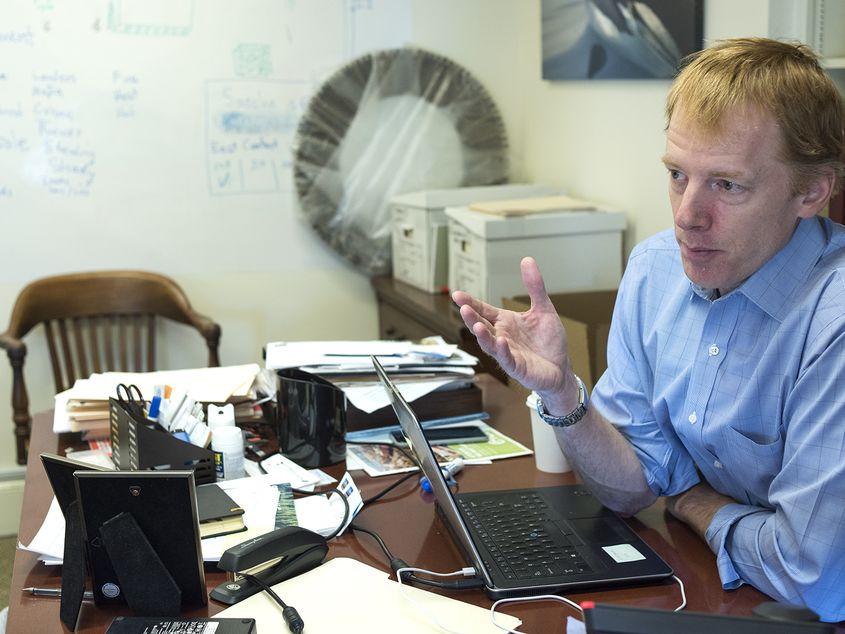 Stră-stră-stră nepotul lui Otto von Bismarck încearcă să schimbe legislația la nivel mondial pentru a proteja pădurile de tăieri ilegale. Foto: Raul Ștef