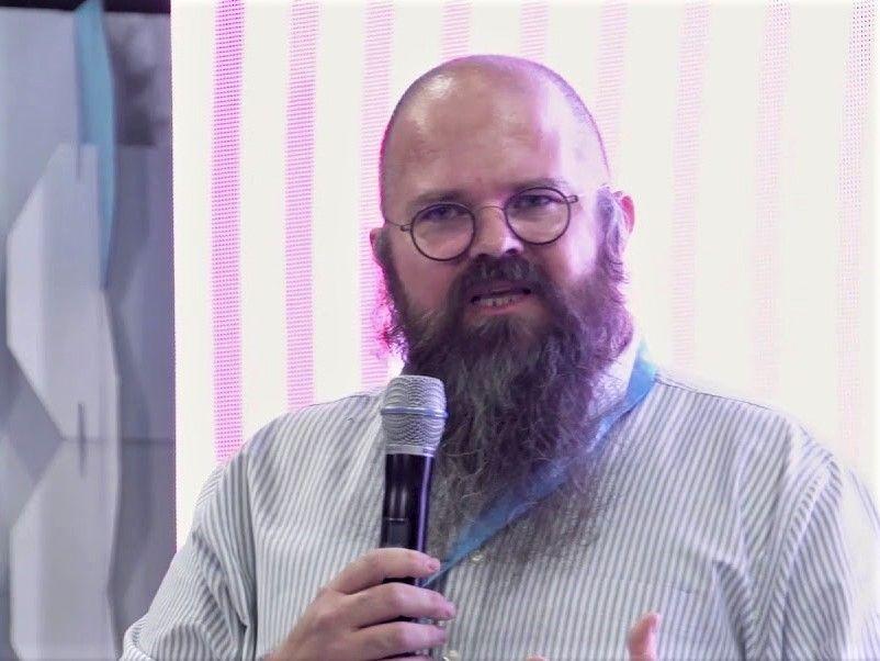 Răzvan Cherecheș, profesor de Sănătate Publică și directorul Departamentului de Sănătate Publică de la Facultatea de Științe Politice, Administrative și ale Comunicării a Universității Babeș-Bolyai din Cluj-Napoca
Captura youtube