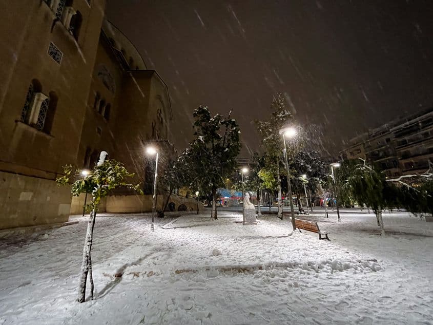 E frumos, dar trebuie să ții geamurile bine închise, să nu faci frig afară.