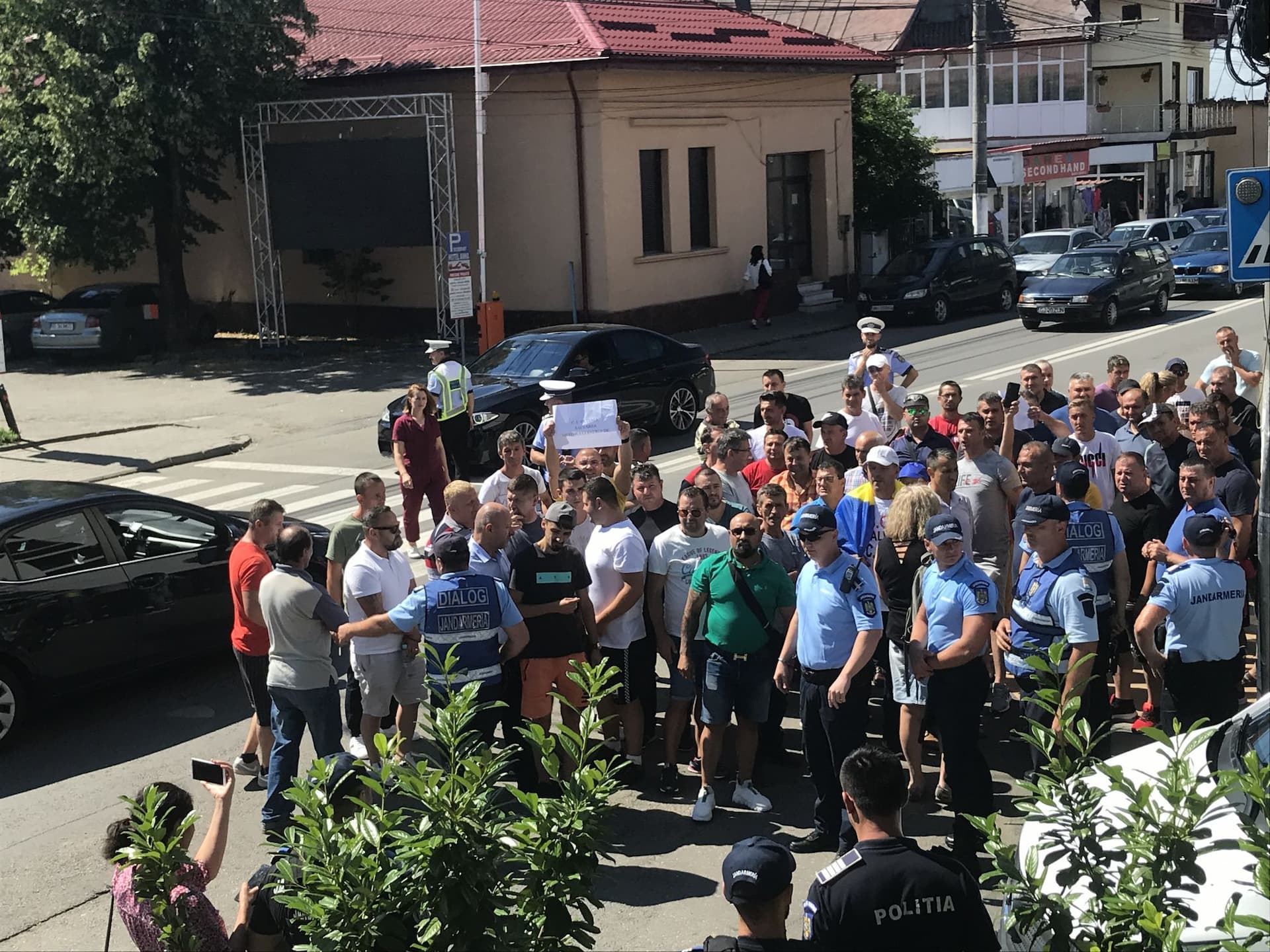 Protest împotriva tranziției energetice în Târgu Jiu. Foto: Mălina Gîndu
