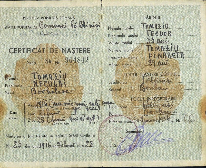 Certificatul de naştere emis după ce România a devenit Republică Populară.