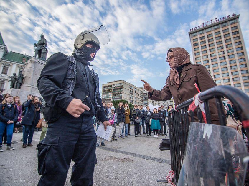 Imagine din timpul reprezentației de la Iași. Foto: Andrei Dăscălescu