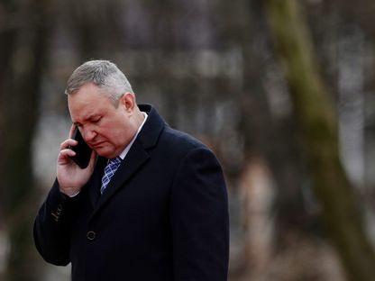 Manevrele prin care premierul Nicolae Ciucă a blocat, în justiție, analiza acuzațiilor de plagiat în teza sa de doctorat