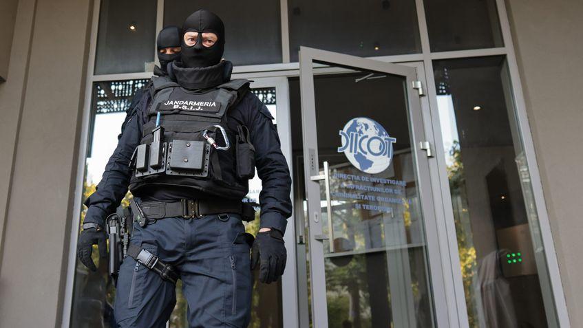 Procurorii DIICOT s-au opus celui mai recent proiect de dezincriminare a deținerii de substanțe pentru consum propriu, argumentând în principal că ar afecta lupta împotriva traficului de substanțe. Foto: Inquam Photos / George Călin