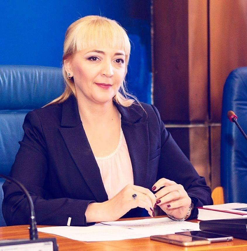 Maricica Coșa, prefect de Bacău. Foto: Facebook