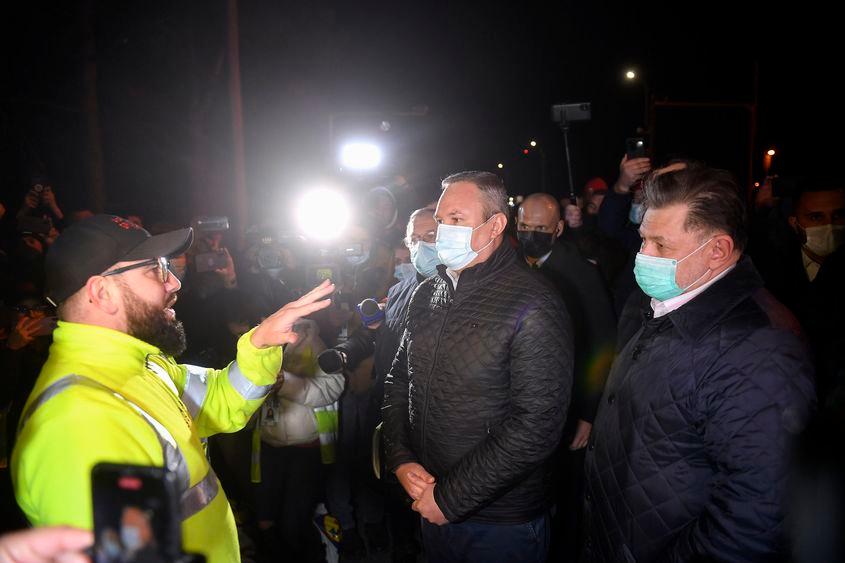 Nicolae Ciucă, prim-ministrul Romaniei viziteaza Vama Siret de la granita Romaniei cu Ucraina, in apropierea localitatii Siret, Suceava, vineri 25 februarie 2021. Credit foto: Inquam Photos / Alex Nicodim