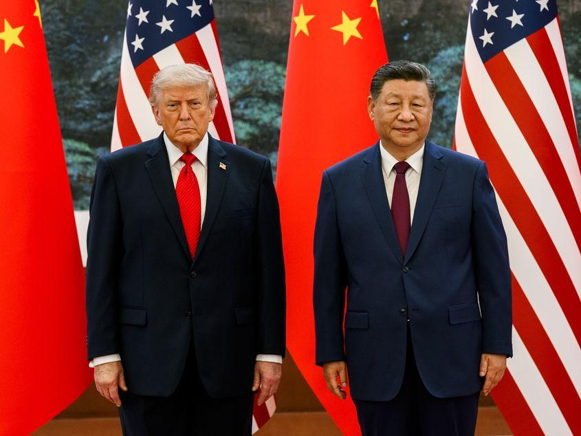 Președintele Donald Trump, în vizită oficială în China, alături de liderul chinez Xi Jinping. Foto: Facebook/Official White House, Daniel Torok