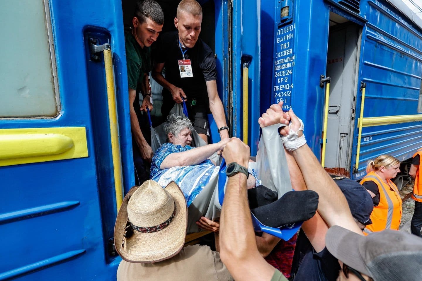 Procesul de evacuare. Foto: <em>Khrystyna Lutsyk</em>