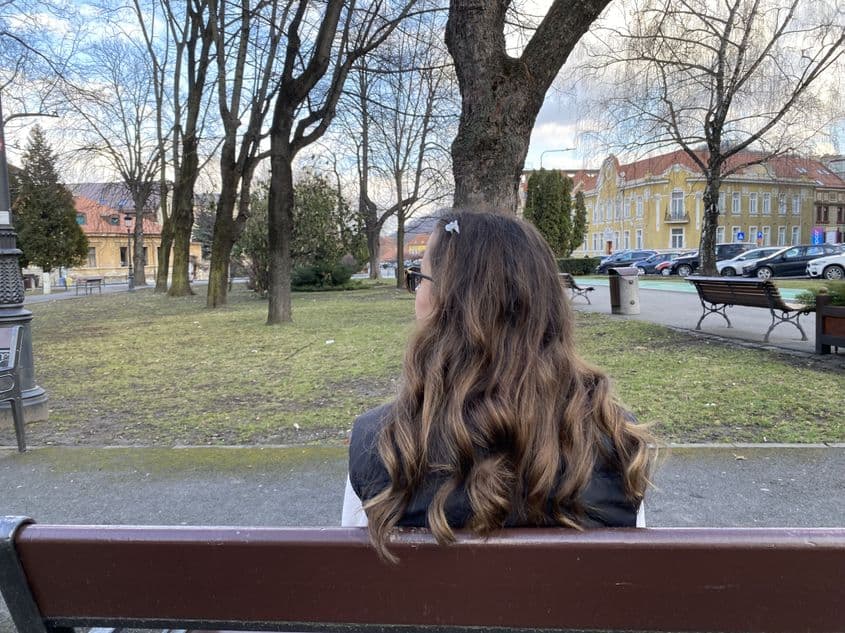 Sorina are 21 de ani și și-a petrecut o mare parte din viață într-o casă de copii a statului din orașul Făgăraș. Foto: PressOne