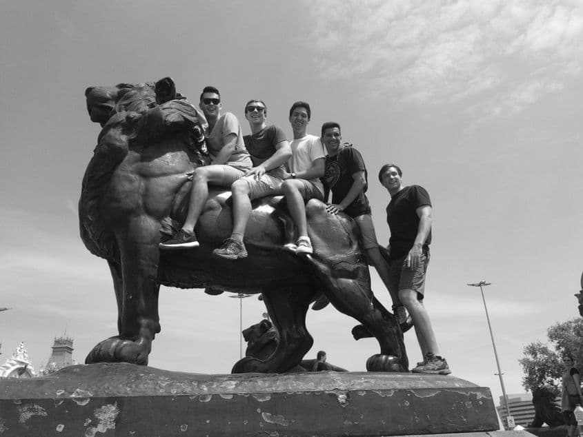 Fotografiile aparțin autorului.