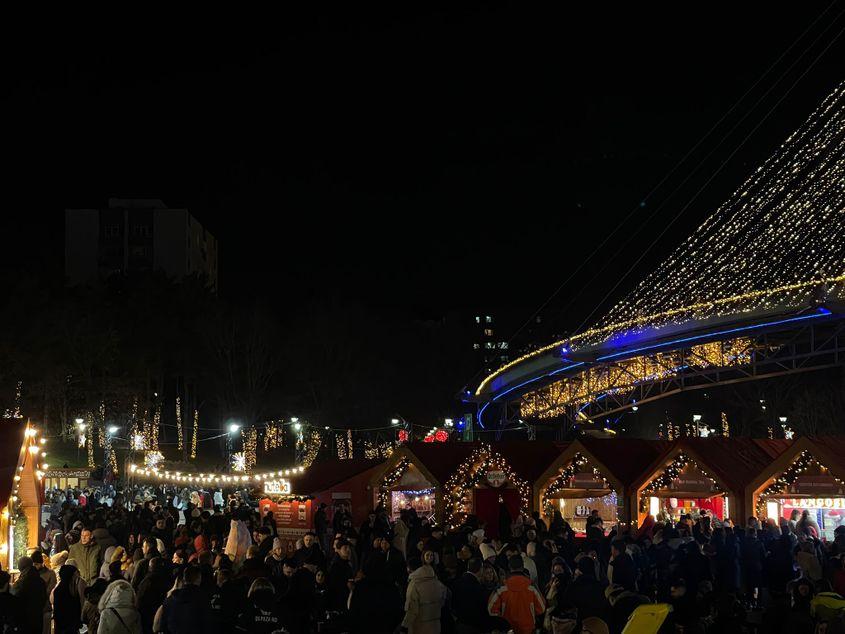 West Side Christmas Market, târgul de Crăciun din Drumul Taberei. Foto: Lavinia Niță / PressOne